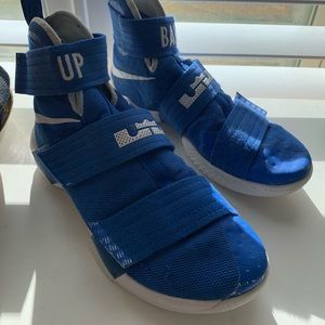 LEBRON JAMES SX 16/17 Soldier_Ten🏀